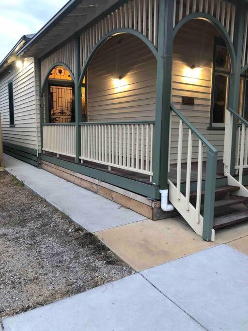 Montreux On High Country Feel Just 5 Minutes From Geelong Cbd