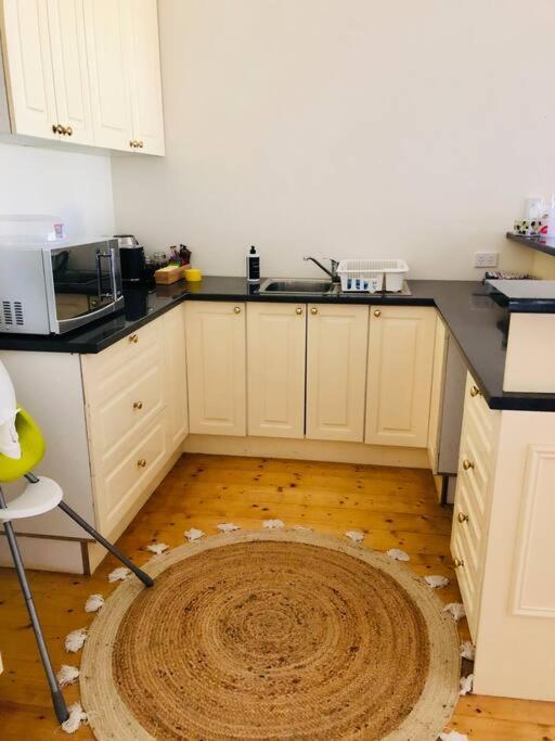 Holiday home Montreux On High Country Feel Just 5 Minutes From Geelong Cbd *